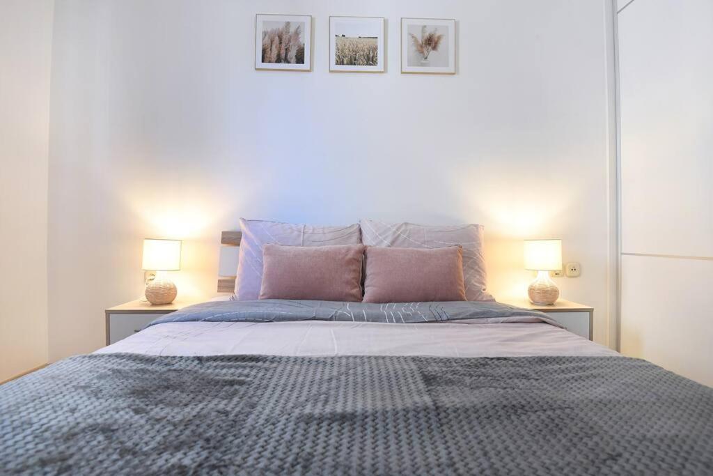 Family Apartment Manuela Zára Kültér fotó